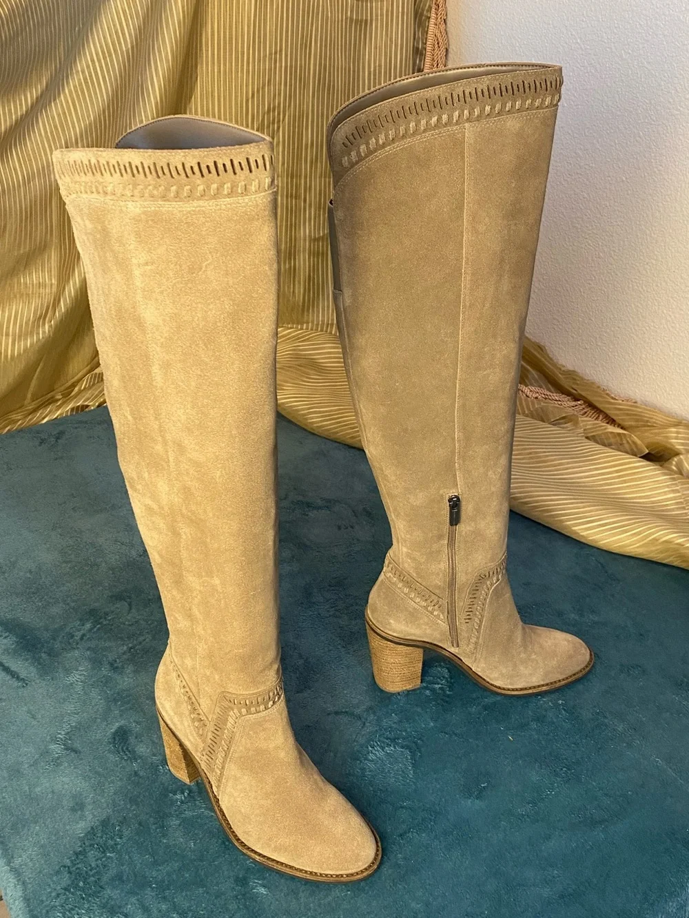 VINCE CAMUTO Tan Suede Leather Over-the-Knee 4” Heel Boots, 9, zipper, elastic